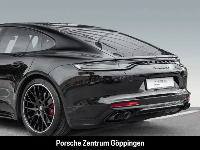 Porsche Panamera GTS