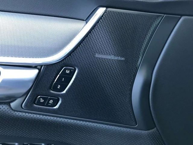 Volvo V90 AWD Dark Plus Recharge T6