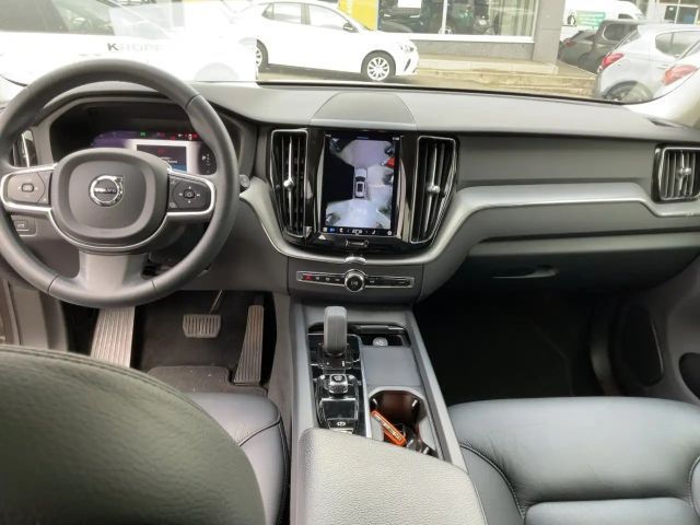 Volvo XC60 Momentum