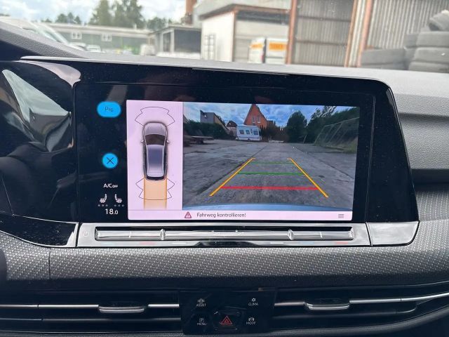 Volkswagen Golf R-Line Variant