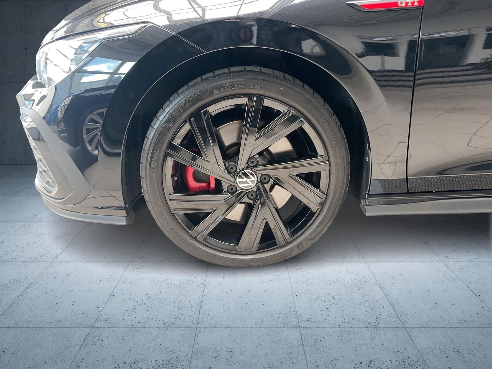 Volkswagen Golf 2.0 TSI DSG GTI