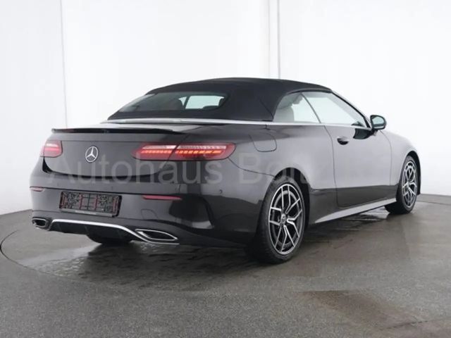Mercedes-Benz E 220 AMG Line Cabriolet E 220 d