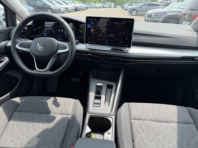 Volkswagen Golf 1.5 eTSI DSG