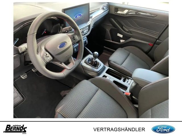 Ford Focus EcoBoost ST Line