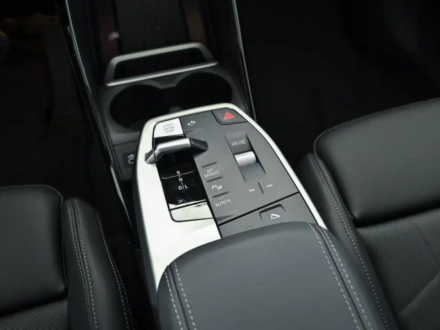 BMW 218 218d Active Tourer Sedan