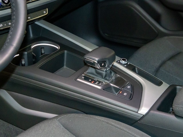 Audi A4 40 TFSI Avant S-Tronic