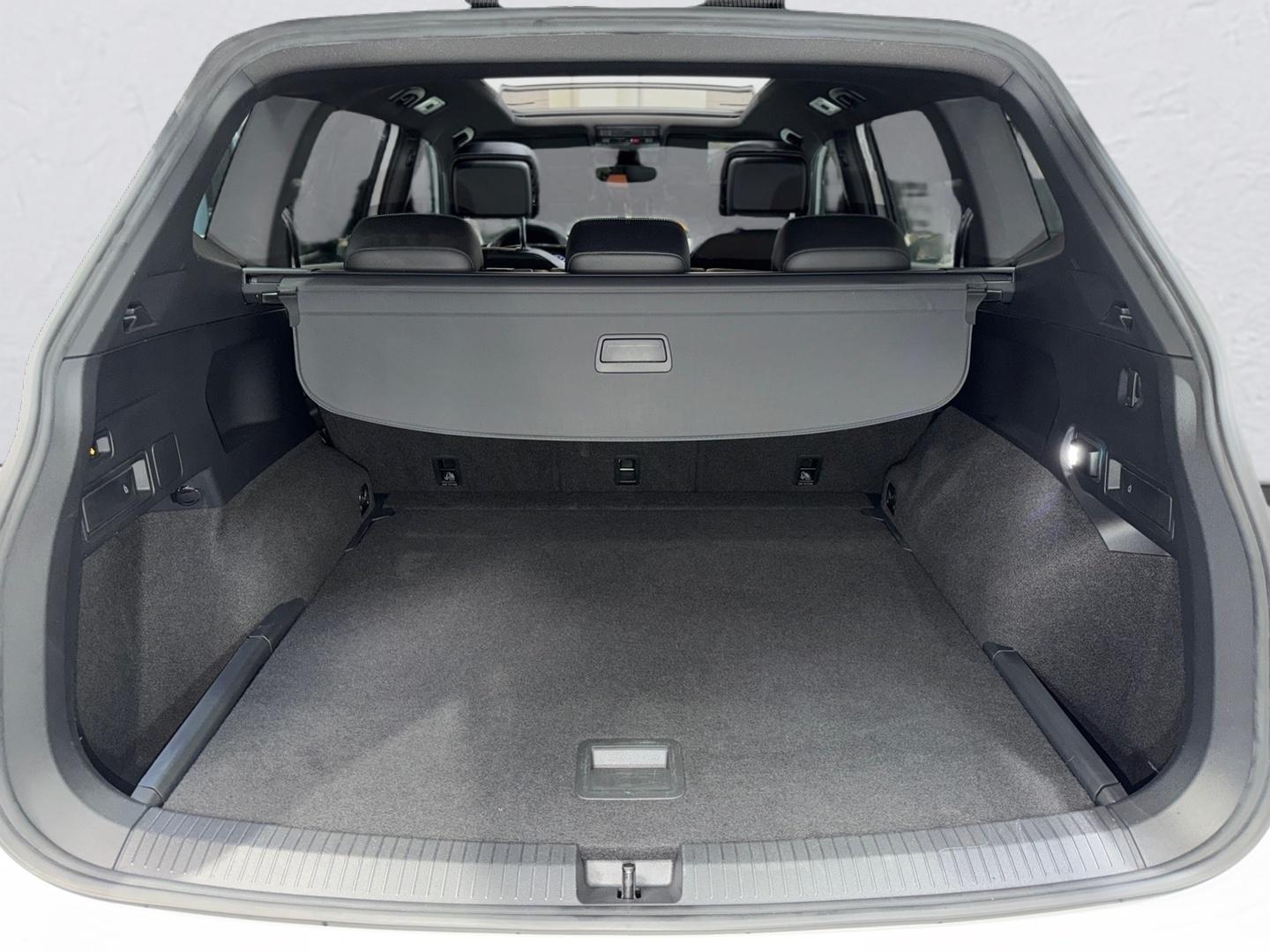 Volkswagen Tiguan Allspace DSG R-Line