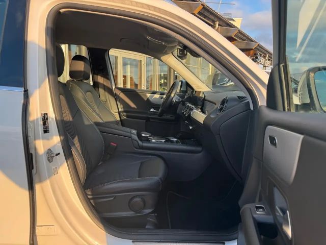 Mercedes-Benz GLB 200 4MATIC Style