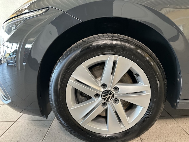 Volkswagen Golf 2.0 TDI Golf VIII Life Variant