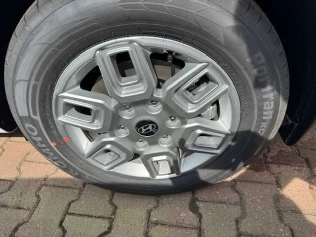 Hyundai Staria Trend