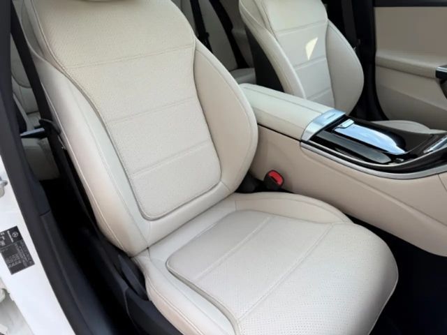 Mercedes-Benz C 220 AVANTGARDE C 220 d Estate