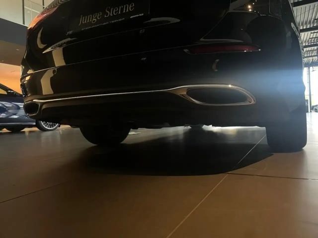 Mercedes-Benz C 200 AVANTGARDE C 200 d Estate