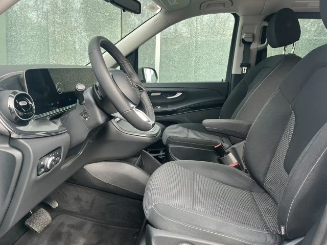 Mercedes-Benz V 220 Limousine Lang V 220 d