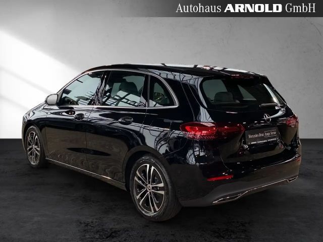 Mercedes-Benz B 200 Progressive Sedan