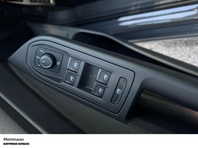 Volkswagen Golf 1.5 TSI