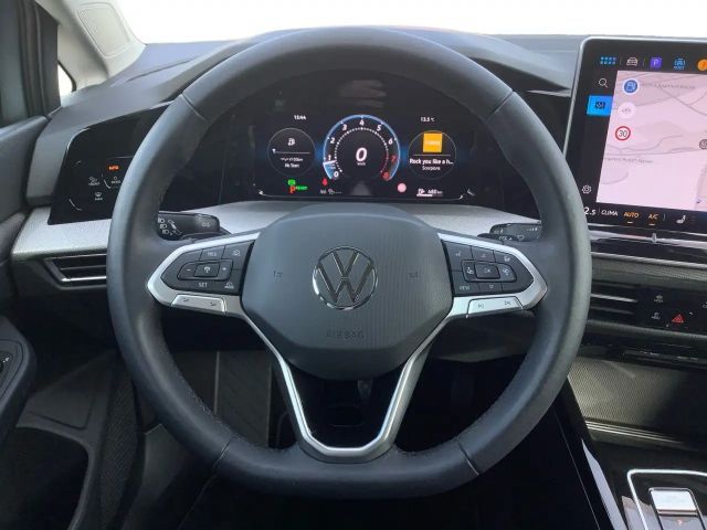 Volkswagen Golf 1.5 eTSI DSG Style