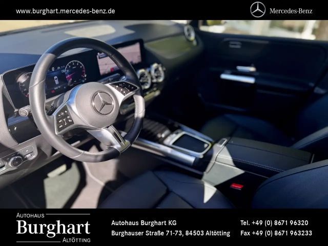 Mercedes-Benz B 200 Progressive Sedan