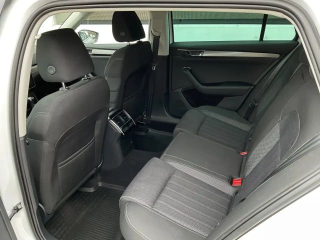 Skoda Superb Style Style