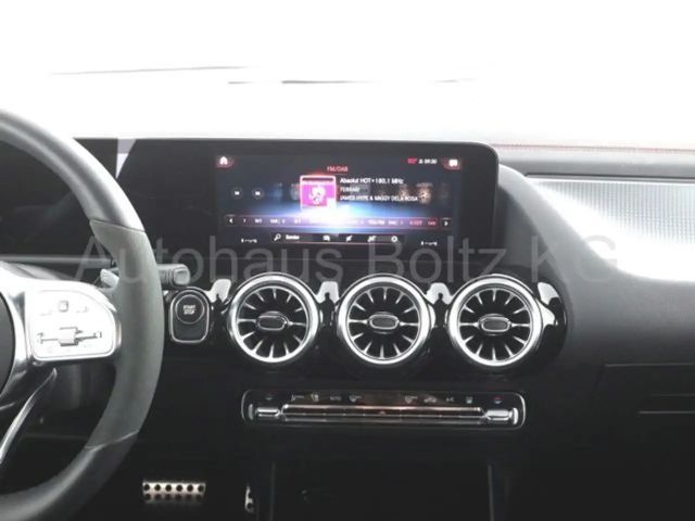 Mercedes-Benz EQA 250 AMG Line