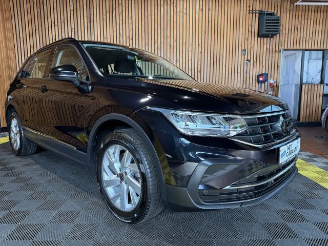 Volkswagen Tiguan 4Motion DSG Life