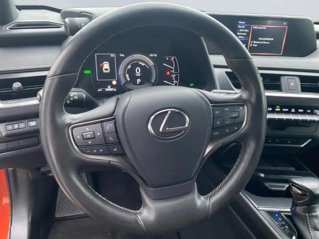 Lexus UX 250h Style Edition