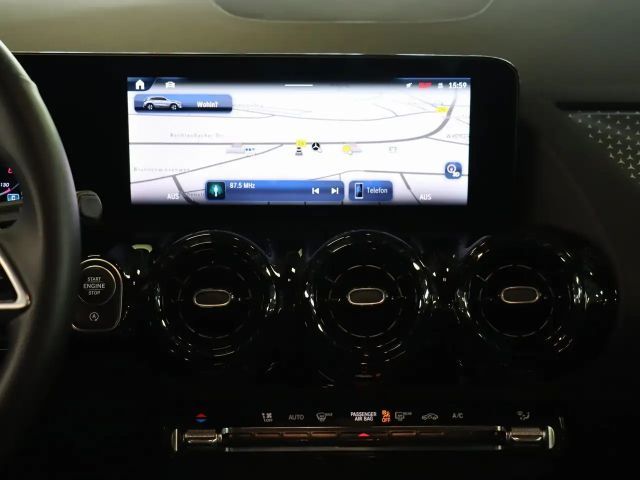 Mercedes-Benz GLA 180 GLA 180 d