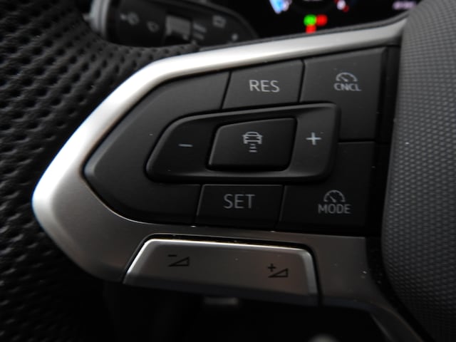 Volkswagen Tiguan 4Motion DSG R-Line