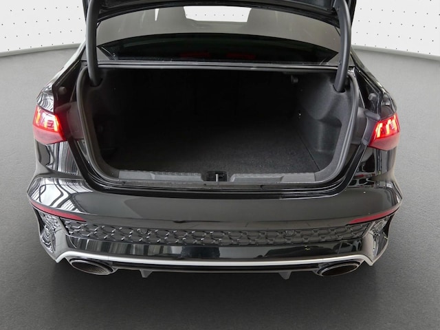 Audi RS3 Quattro S-Tronic Sedan