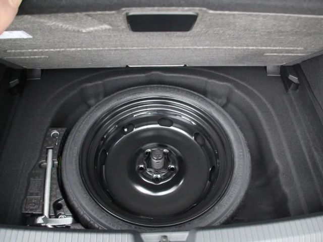 Volkswagen Golf 1.5 TSI Golf VIII Life