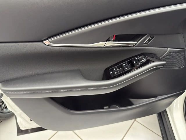 Mazda CX-30 e-Skyactive G140 Centre-Line