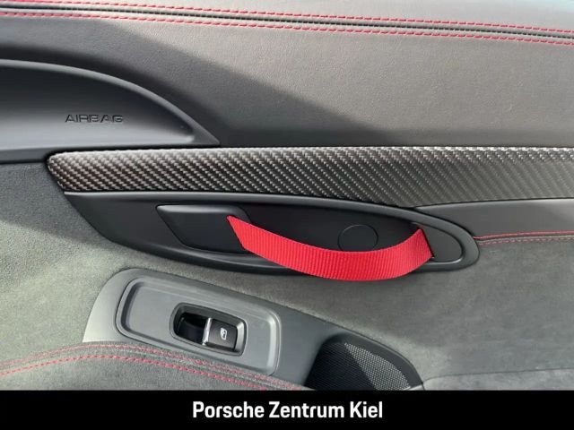 Porsche Cayman 718 RS