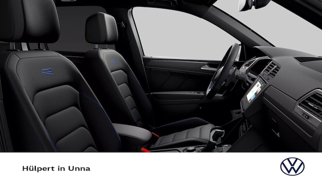 Volkswagen Tiguan Tiguan 2.0 R BLACKSTYLE 4X4 LEDER PANO AHK LM21