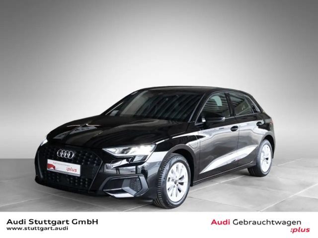 Audi A3 40 TFSI Hybride S-Line Sedan