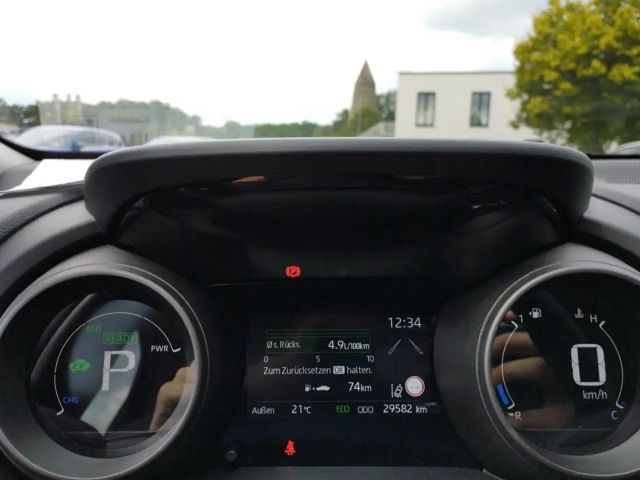 Toyota Yaris Hybride Team D