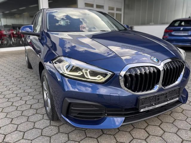 BMW 116 116i Sedan