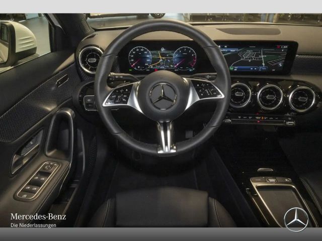 Mercedes-Benz A 180 Progressive