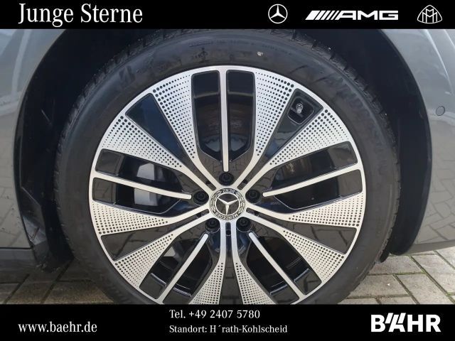 Mercedes-Benz EQE 300 Electric Art Sedan