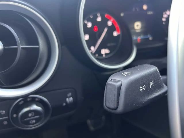 Alfa Romeo Stelvio AT8 Q4