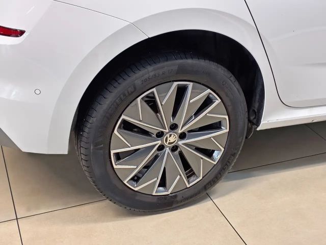 Skoda Kamiq 1.0 TSI Tour