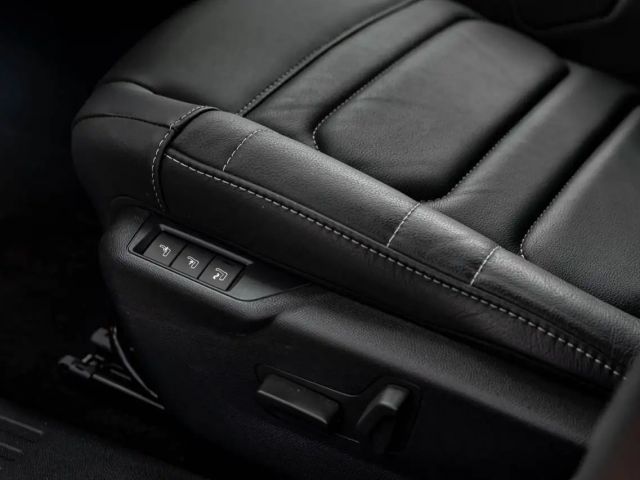 Citroën C4 130 PK AT | Pano dak | Leder | Massage | Camera...