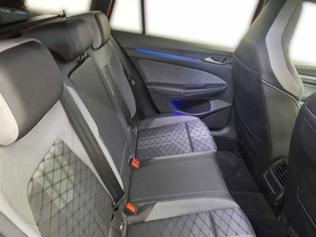 Volkswagen Golf 2.0 TSI DSG R-Line