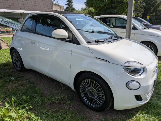 Fiat 500e Icon