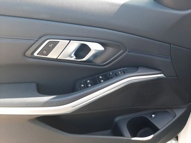 BMW 330 330e M-Sport Sedan