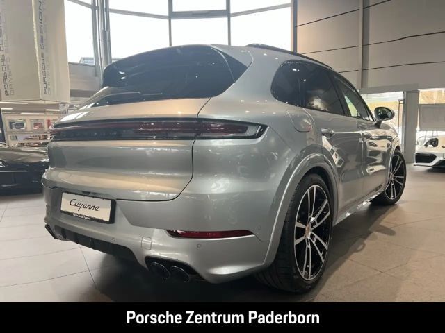 Porsche Cayenne Sportabgasanlage Panorama LED-Matrix