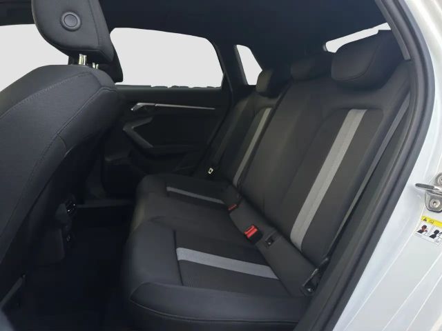 Audi A3 30 TFSI S-Tronic Sedan Sportback
