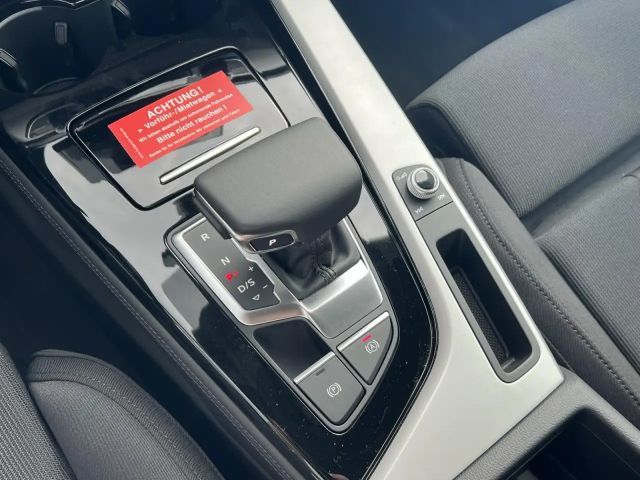 Audi A4 35 TFSI S-Tronic