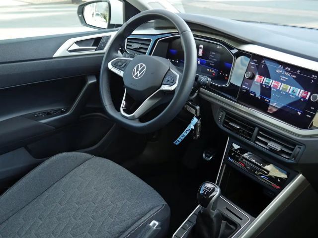 Volkswagen Polo Move