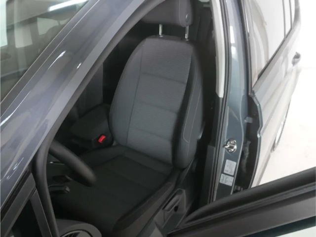 Volkswagen Touran 1.5 TSI DSG R-Line