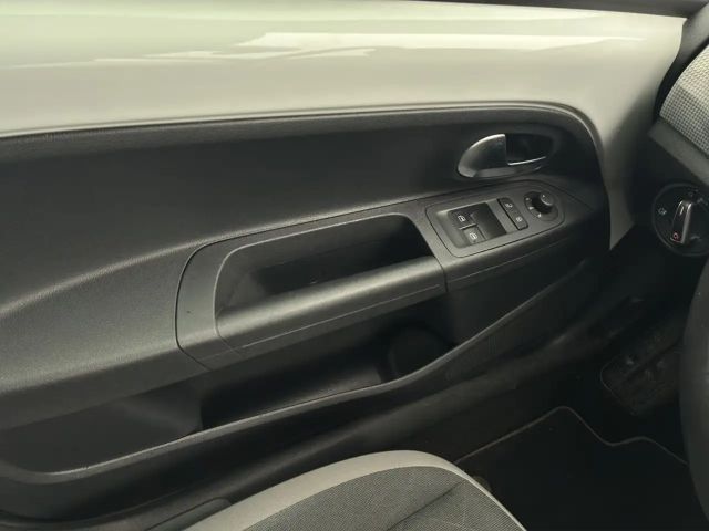 Volkswagen e-up! Style