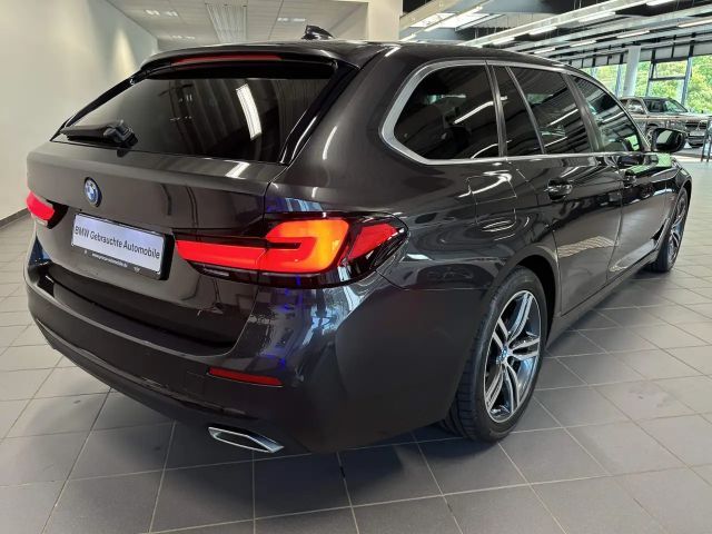 BMW 530 530e Touring